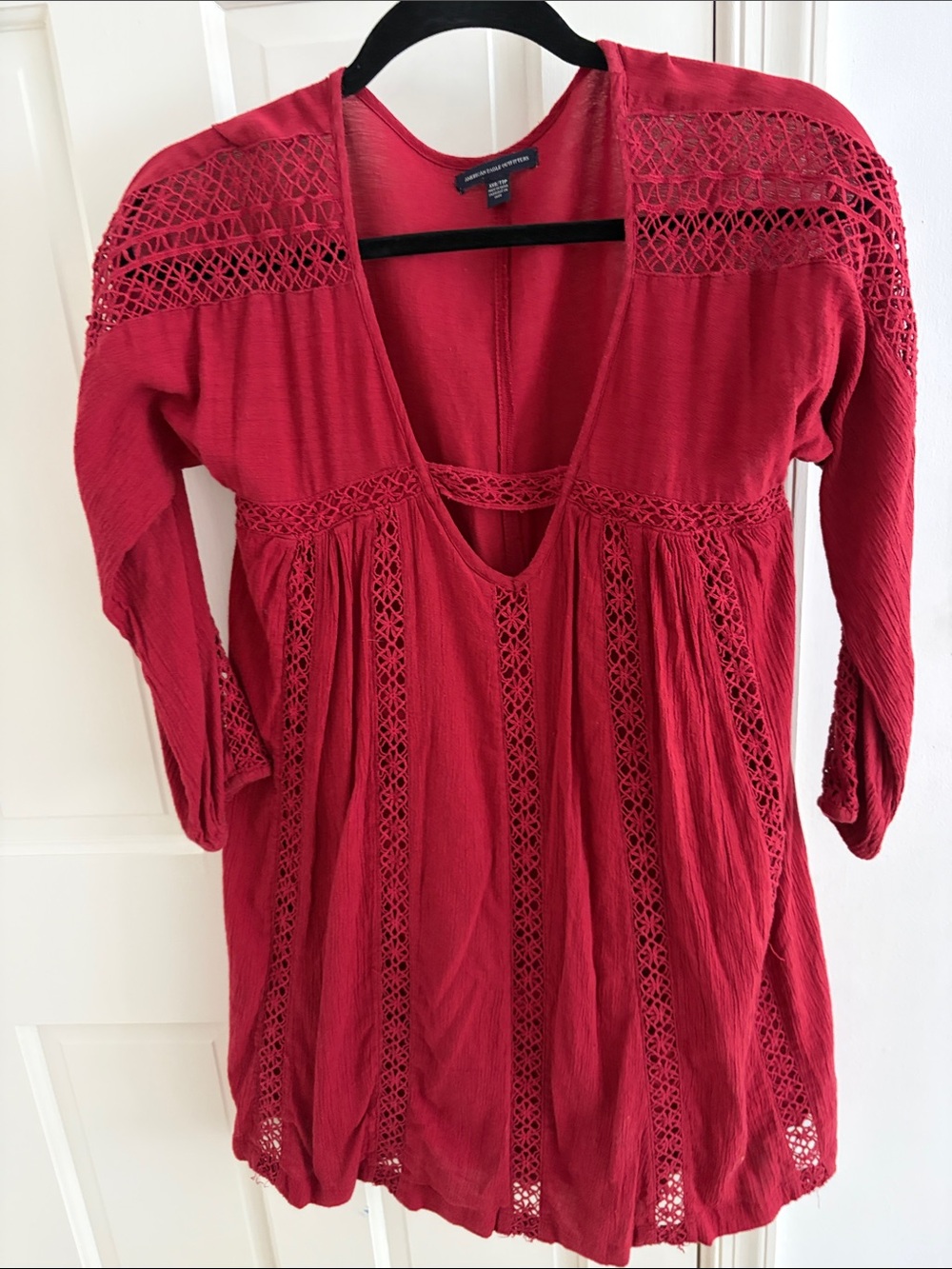 Kensie Women’s Red Crochet-Trim Peasant Top
